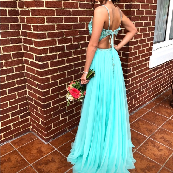 Sherri Hill size 2 prom dress - Picture 4 of 4